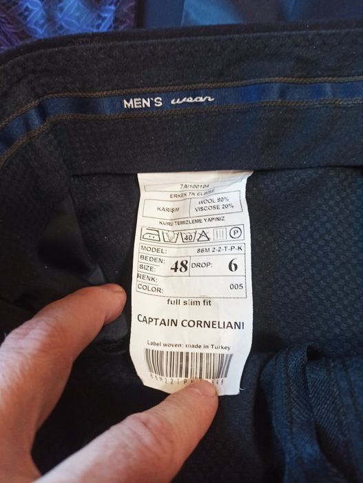 Полный Комплект Костюм тройка пиджак брюки майка рубашка галстук