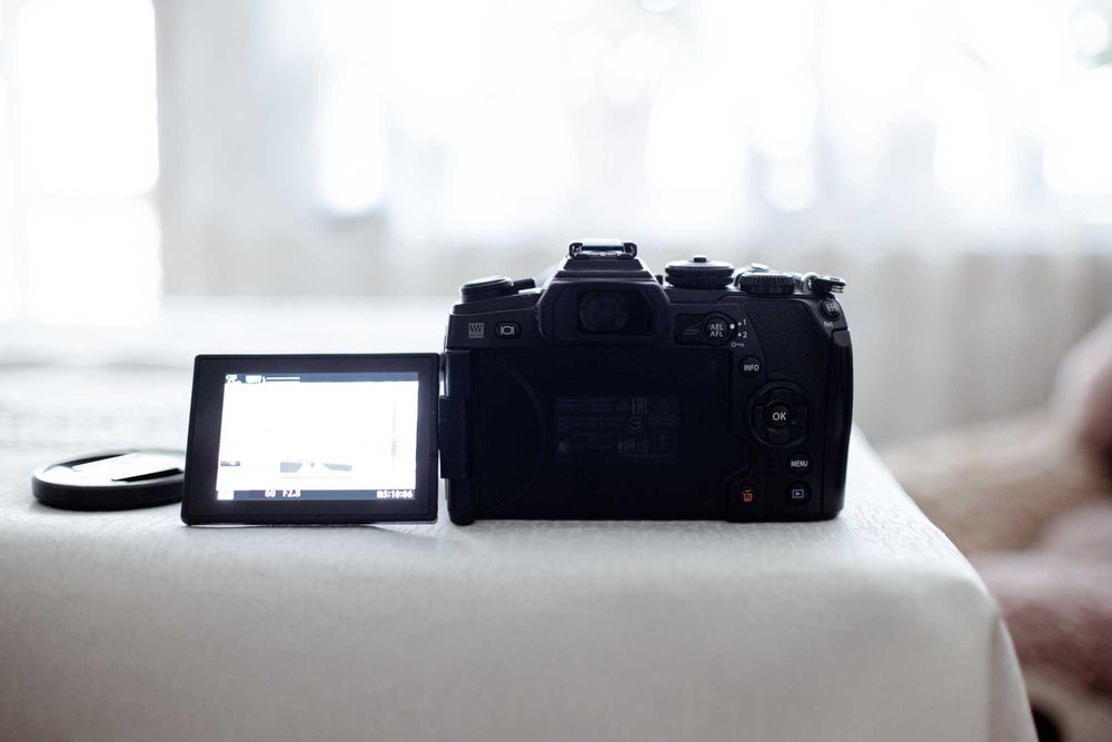 Olympus em-1 mk2 + 12-40 F2.8 PRO 2 + 2 Baterii, cutii originale etc