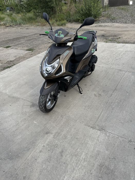 Продам скутер рейсер