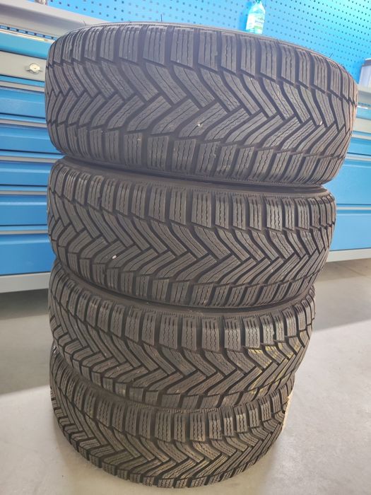 2 бр зимни 205/55/16 Michelin Дот 23г