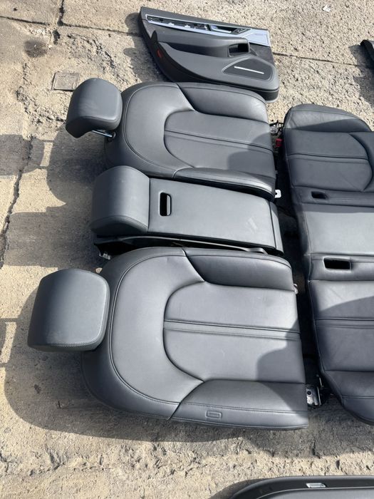 Кожен салон от Ауди А8 2015 г