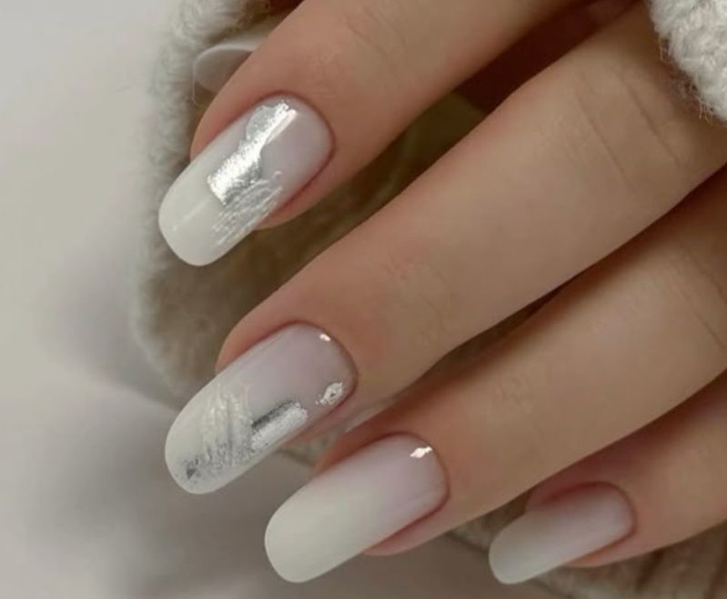 Unghii la preț de Chilipir