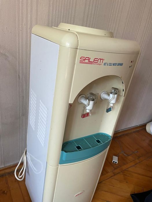 Кулер-Диспенсер для воды