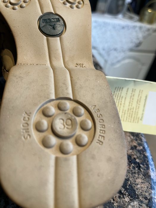 Продавам летни ортопедични чехли