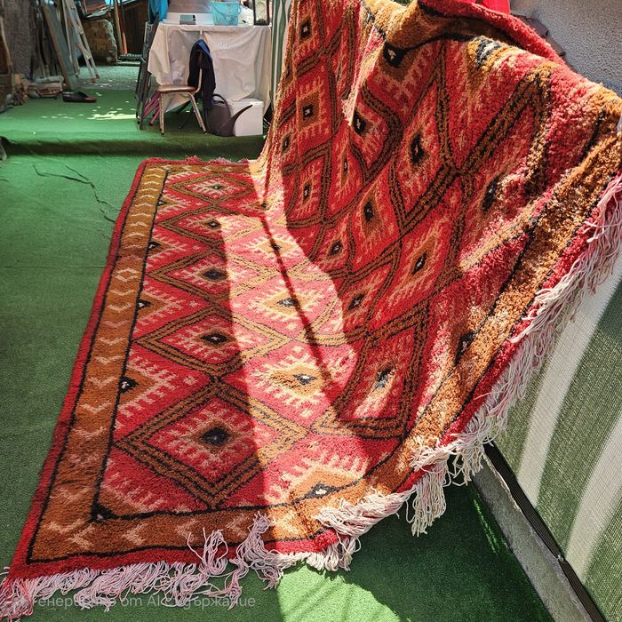 Ръчно изработен килим