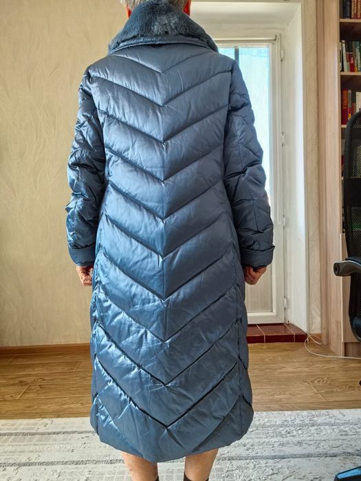 Пуховик женский.