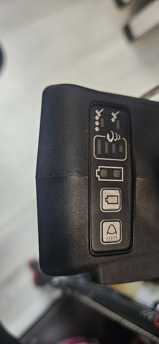 Ударен Гайковерт Hitachi.