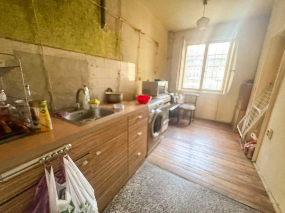 Тристаен апартамент в центъра на Русе –  на метри от Александровска