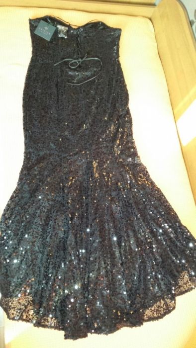 Официялна рокля с паети