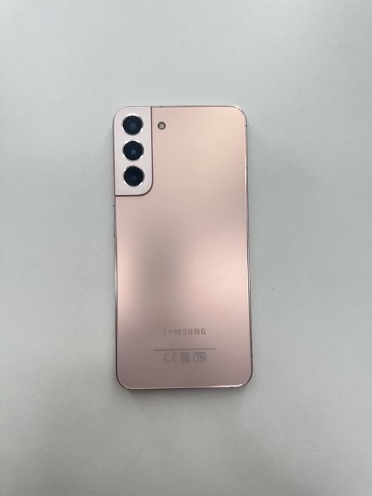 Продам Samsung Galaxy S22 Plus