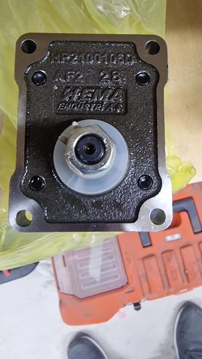 Помпа гидравлическая