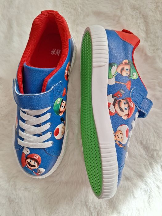 Кецове с принт Super Mario 33 н. H&M - 28 лв