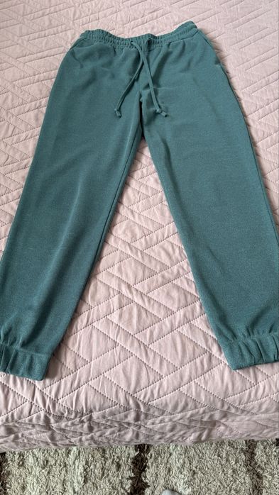 Куртки, пуховик, спортивный костюм, брюки