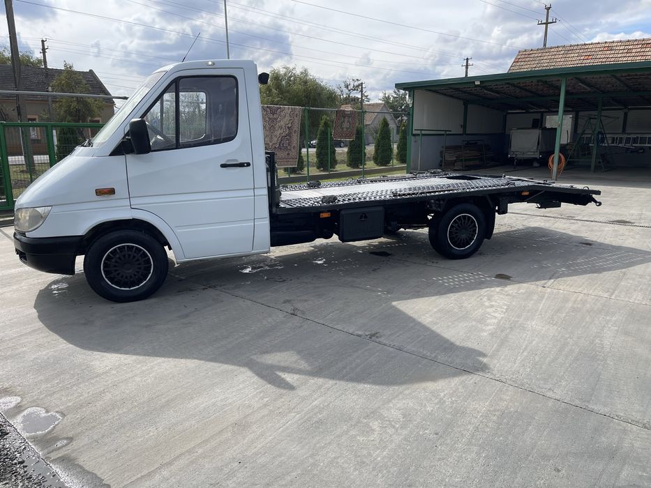 Vând sau schimb Mercedes Sprinter