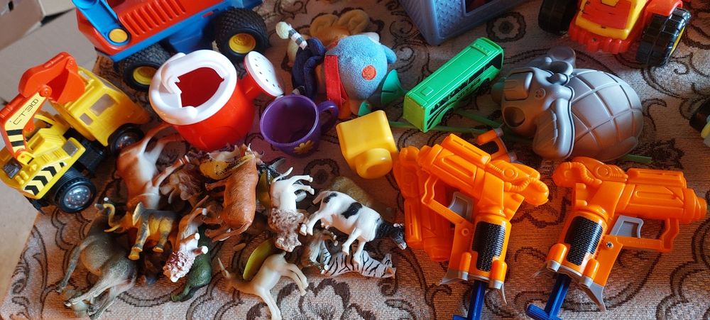 Игрушки все за 3000