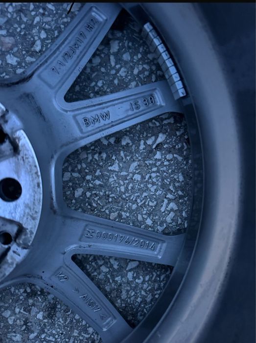 BMW джанти Styling 776 с гуми Pirelli Sottozero 225/50/17