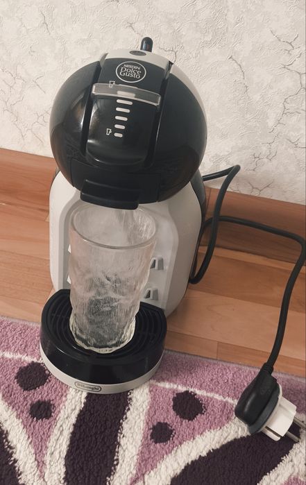 Кофемашина Dolche Gusto