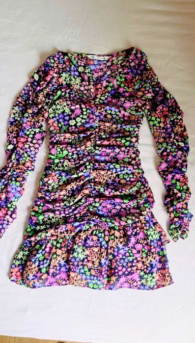 Рокля ZARA XS размер