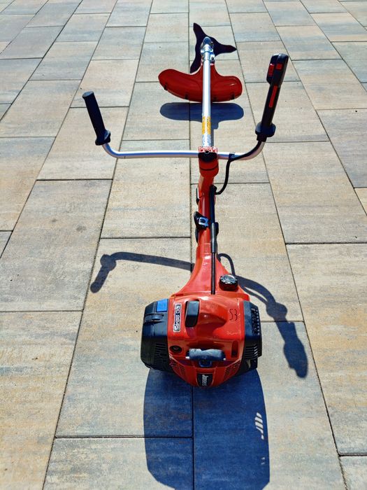 Motocoasa Jonsered CC 2245