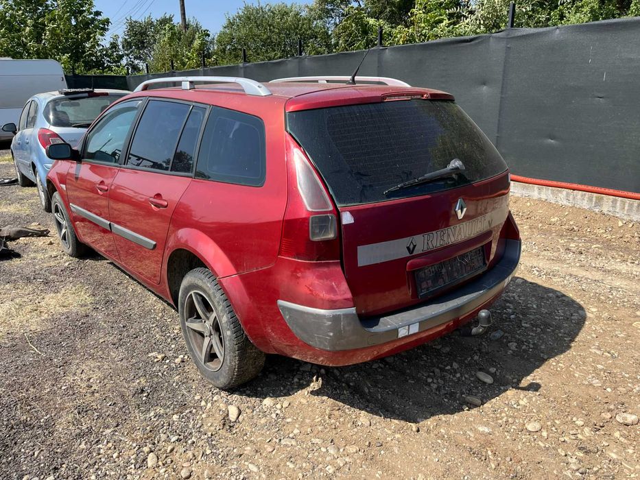 Dezmembrez Renault Megane 2 facelift 2006 break rosu visiniu dci