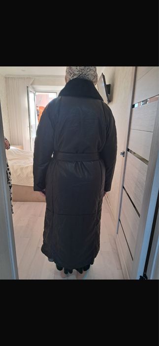 Длинное пальто-пуховик