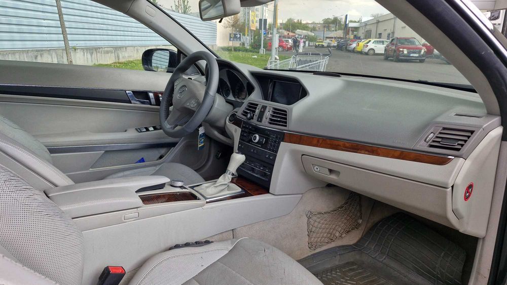 MERCEDES-BENZ E-Class 2009 — imagine 5