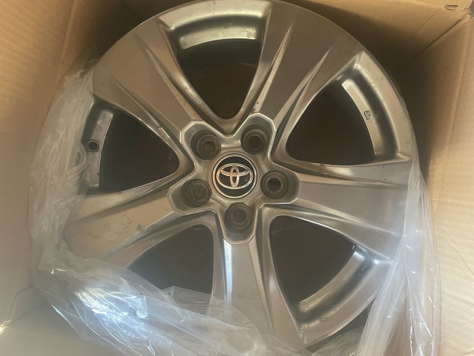 Диски R17 toyota
