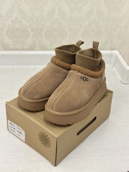 Женские ботинки UGG угги