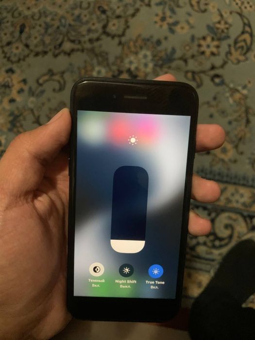 Iphone se 2020 sotiladi