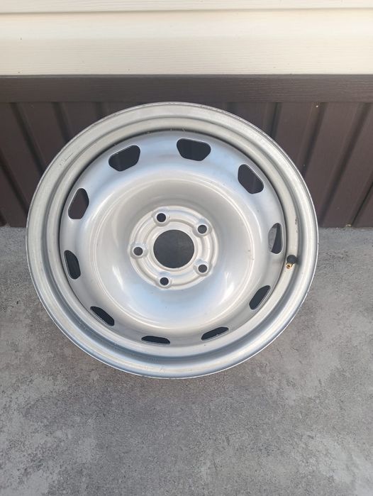 Стальные диски на 16 новые