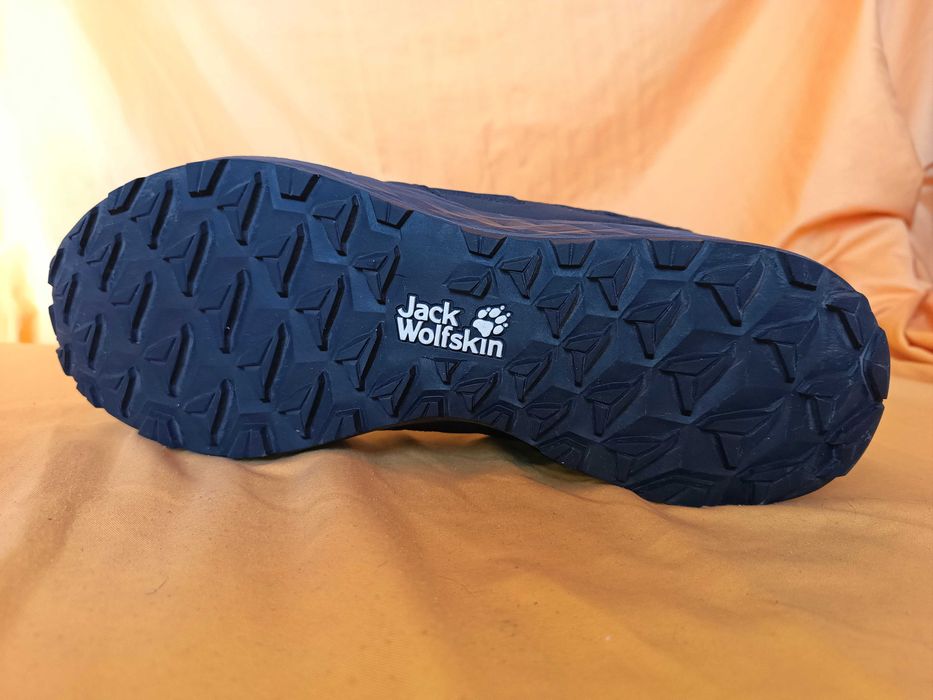 Като НОВИ! Маратонки Jack Wolfskin 48 номер, Туристически Джак Уолфскин.