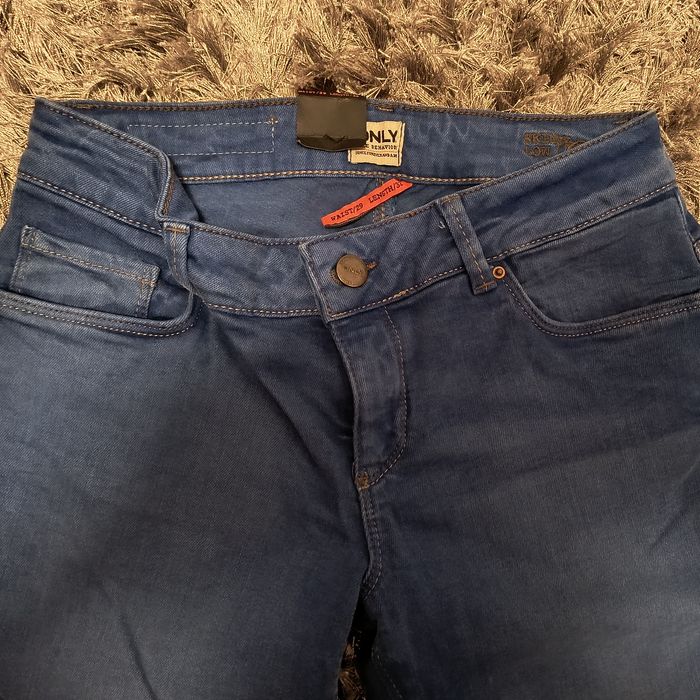 JBlugi Only dama, noi cu eticheta, 29 talie, 32 lungime, potriviți 36