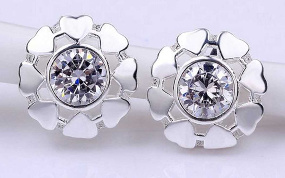 Нови сребърни комплекти