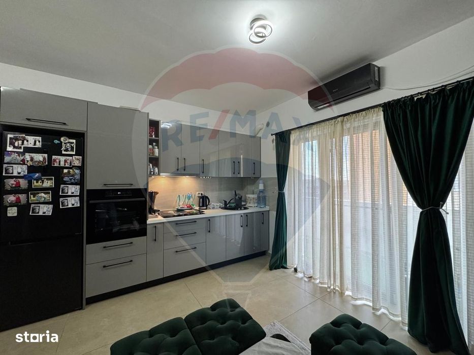 Apartament cu 3 camere, 2 bai, 2 balcoane, parcare-zona Uta