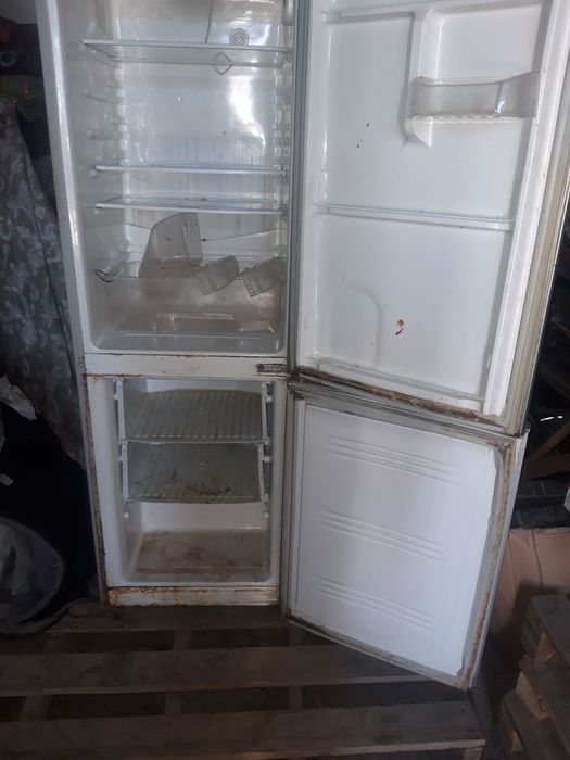 Холадилник сатылады