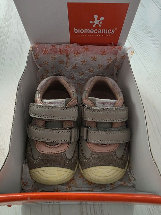 Обувки Biomecanics 19 номер