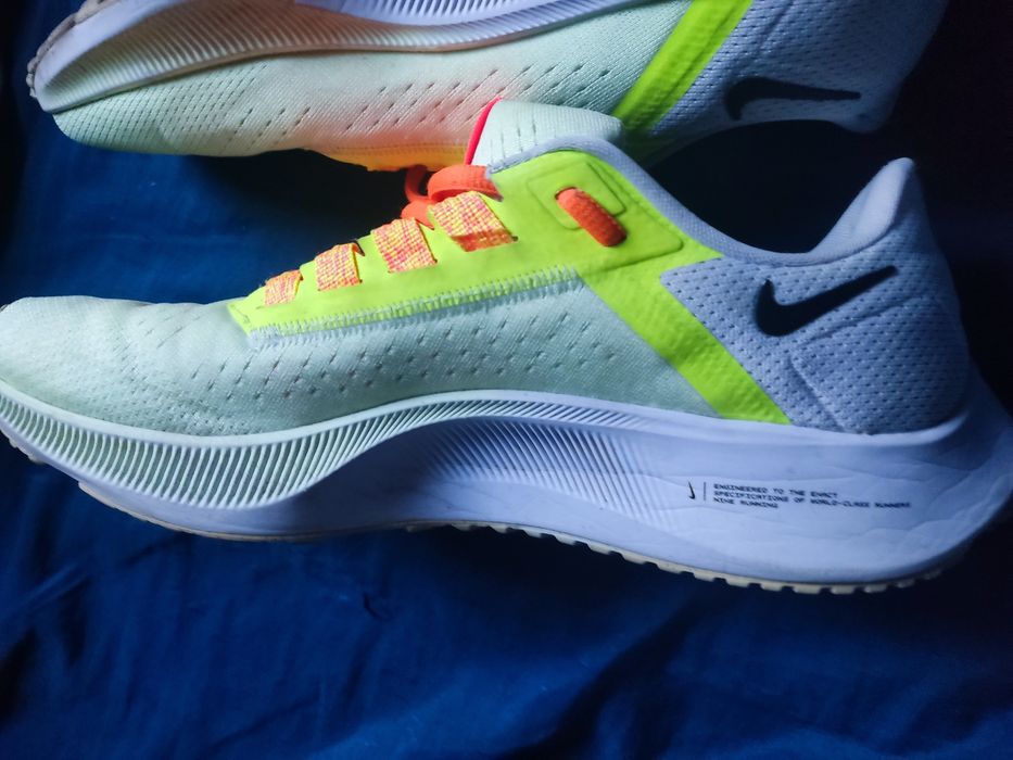 adidas running nike zoom pegasus 38  masura 44