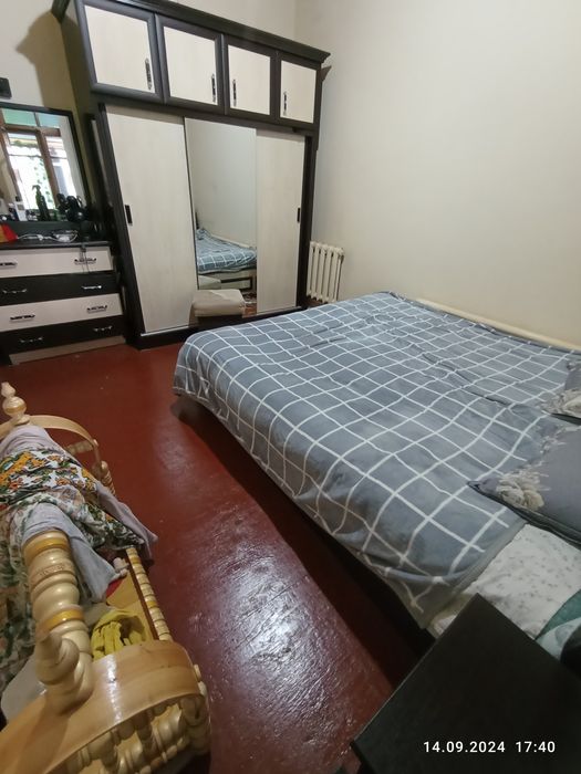 Кумарик 3.6.сот.4хона хамма шароит бор.