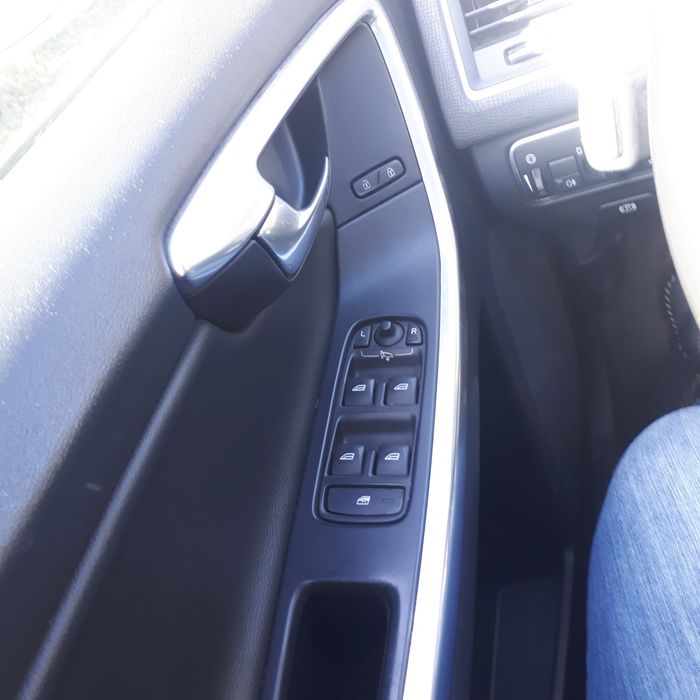 Volvo XC 60 2,4 190 к.с. дизел