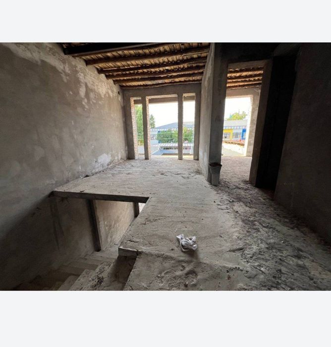 Олмазор тум Мевазор махалла 2 соти каропка сотилади