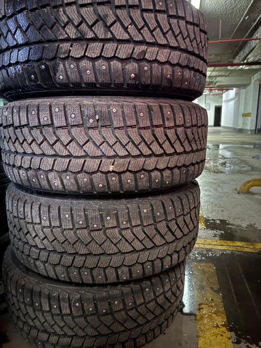 Продам зимние оригинальные Шины