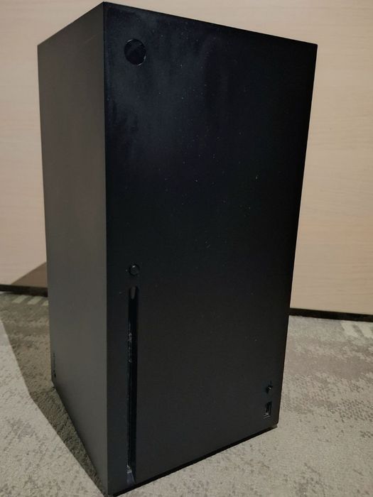 Xbox series X в идеале + 2 геймпада