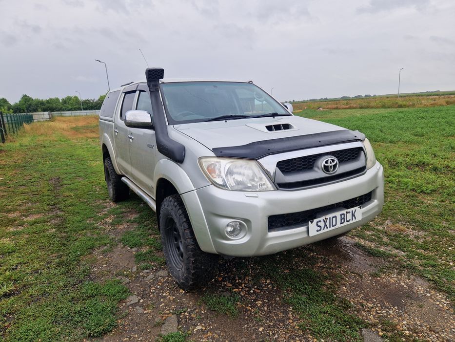 Dezmembrez Toyota Hilux 2006-2012 3.0 Invicible Manuala