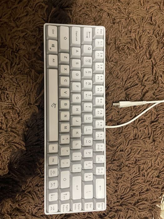 Tastatura gaming White shark pe membrana