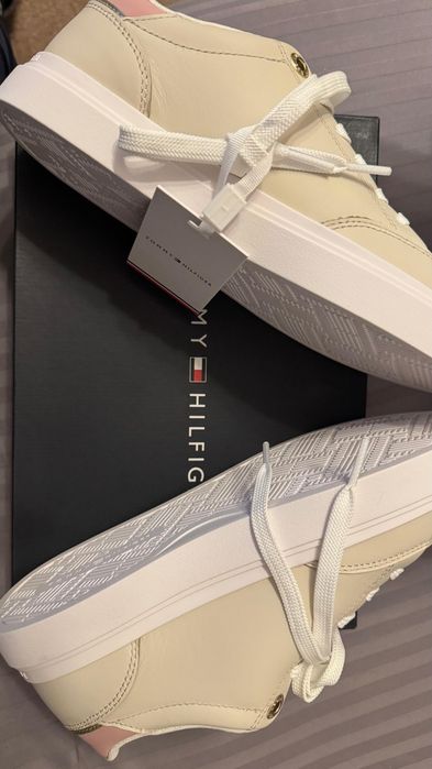 Vand adidasi fata originali Tommy Hilfiger 36