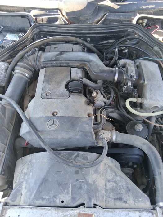 Mercedses W124 E200 Coupe на части!
