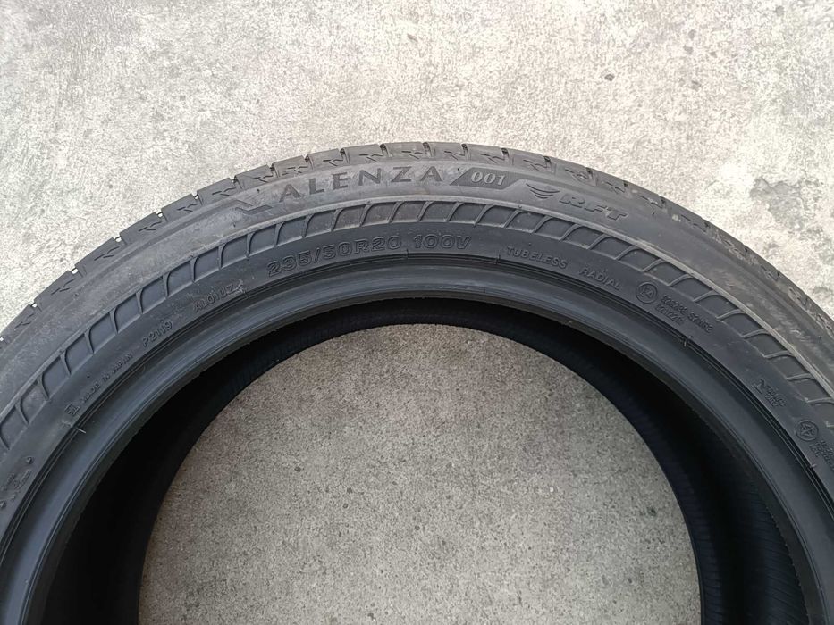 O anvelopa vara 235 50 20 Bridgestone Alenza 001 cu 7,8 mm dot 2023