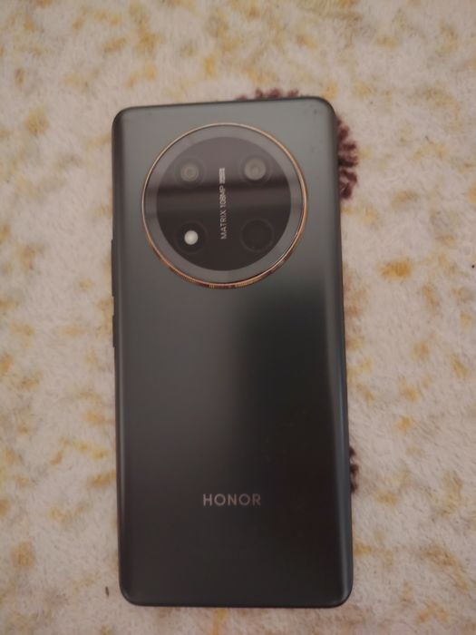 Vând honor magic 7 lițe