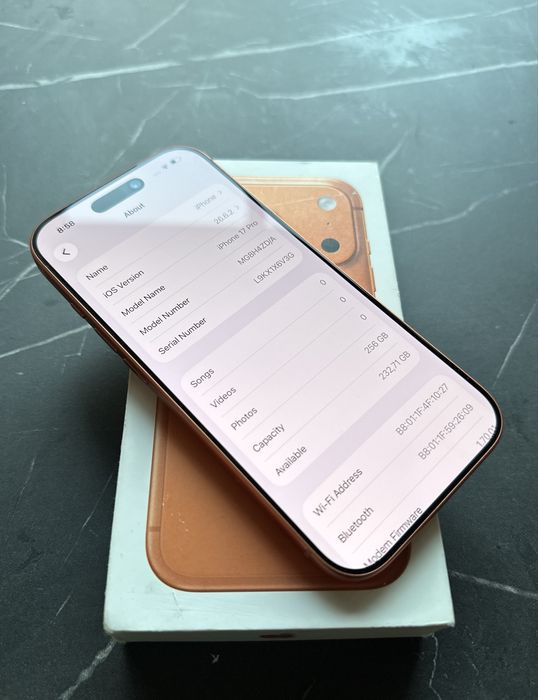 IPhone 17 Pro 256GB Cosmic Orange