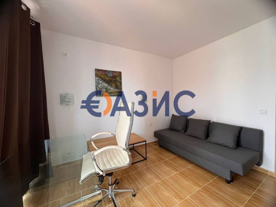 Продава се Тристаен апартамент в Свети Влас - 118 кв.м за 670 €/кв.м - Снимка #11